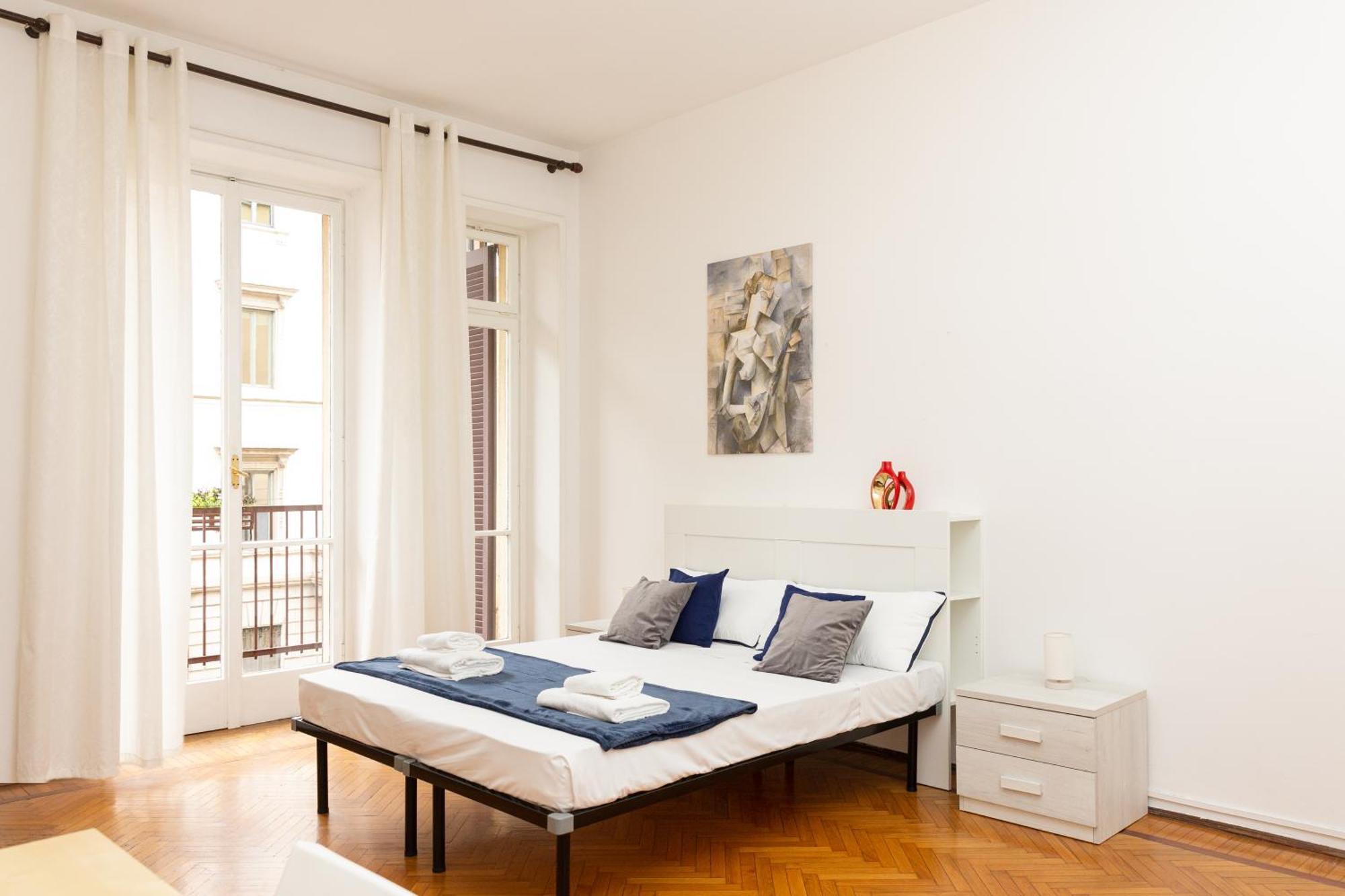 Picasso - Spacious Exclusive Apartment Милан Экстерьер фото